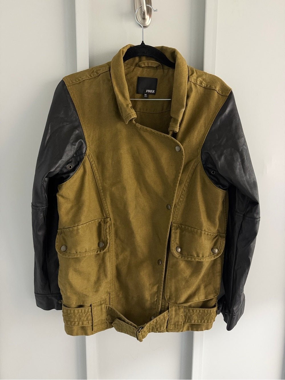 Wilfred Free Aritzia Olive Green Linen Cotton Faux Leather Sleeve Jacket XS - Studio Edition