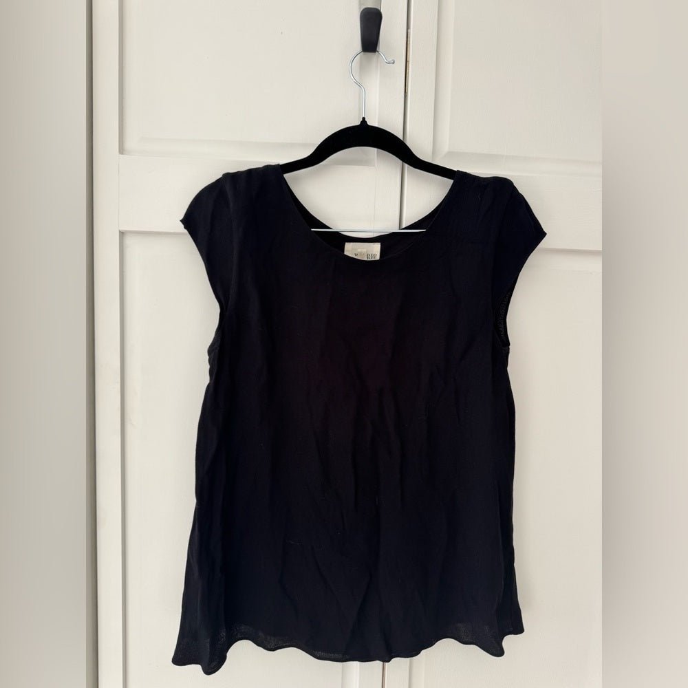 Wilfred Free Black Cap Sleeve Blouse Size XS Double Layered Top (Aritzia) - Studio Edition