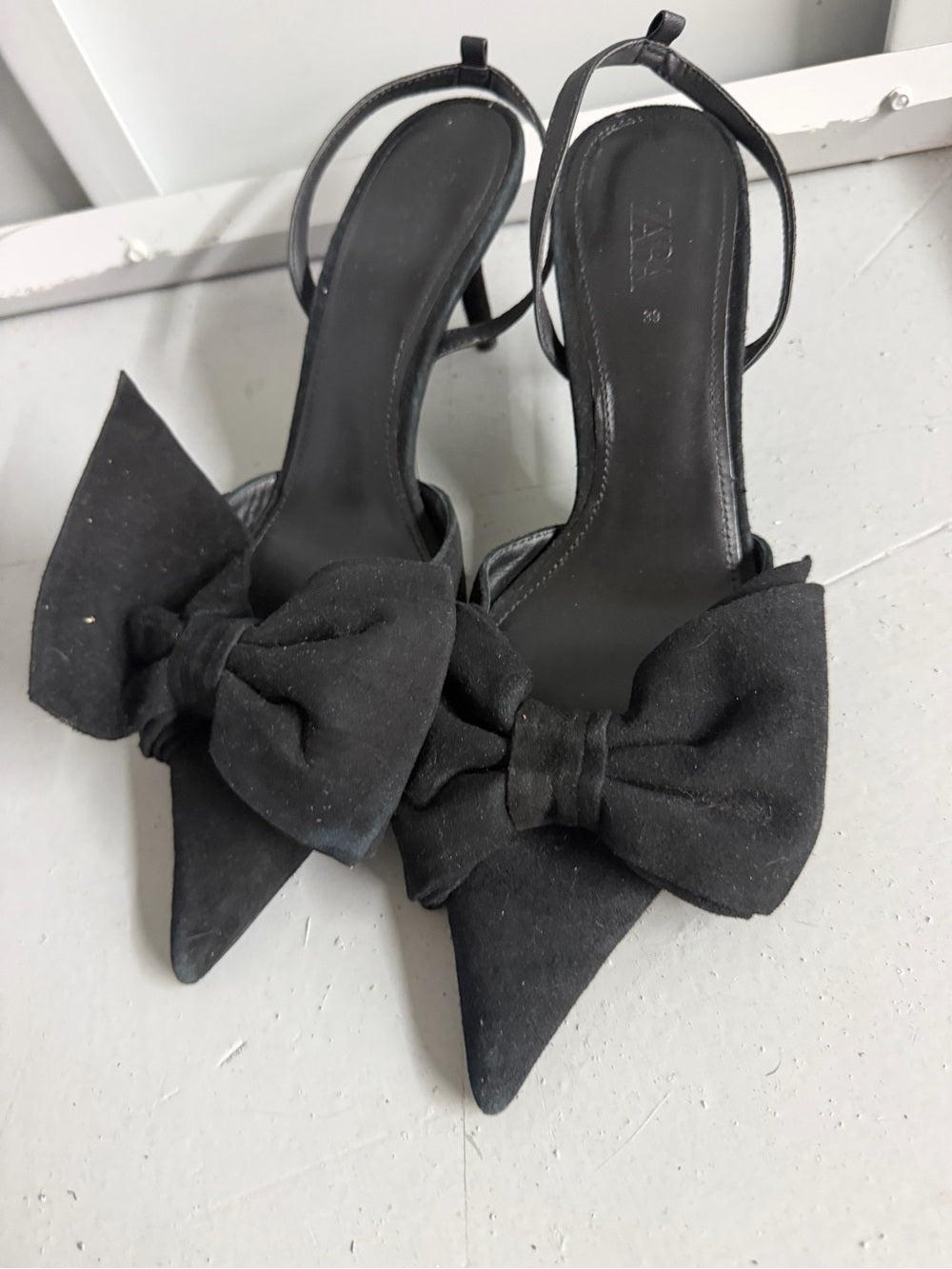 Zara Black Suede-Style Slingback Pumps with Bow Detail - Size 39 - Studio Edition