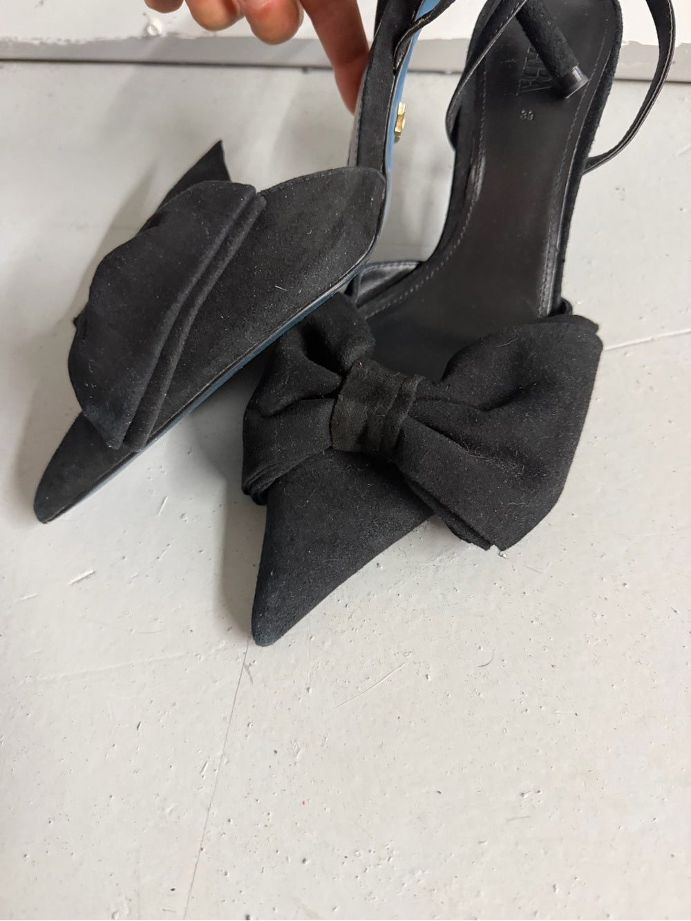 Zara Black Suede-Style Slingback Pumps with Bow Detail - Size 39 - Studio Edition