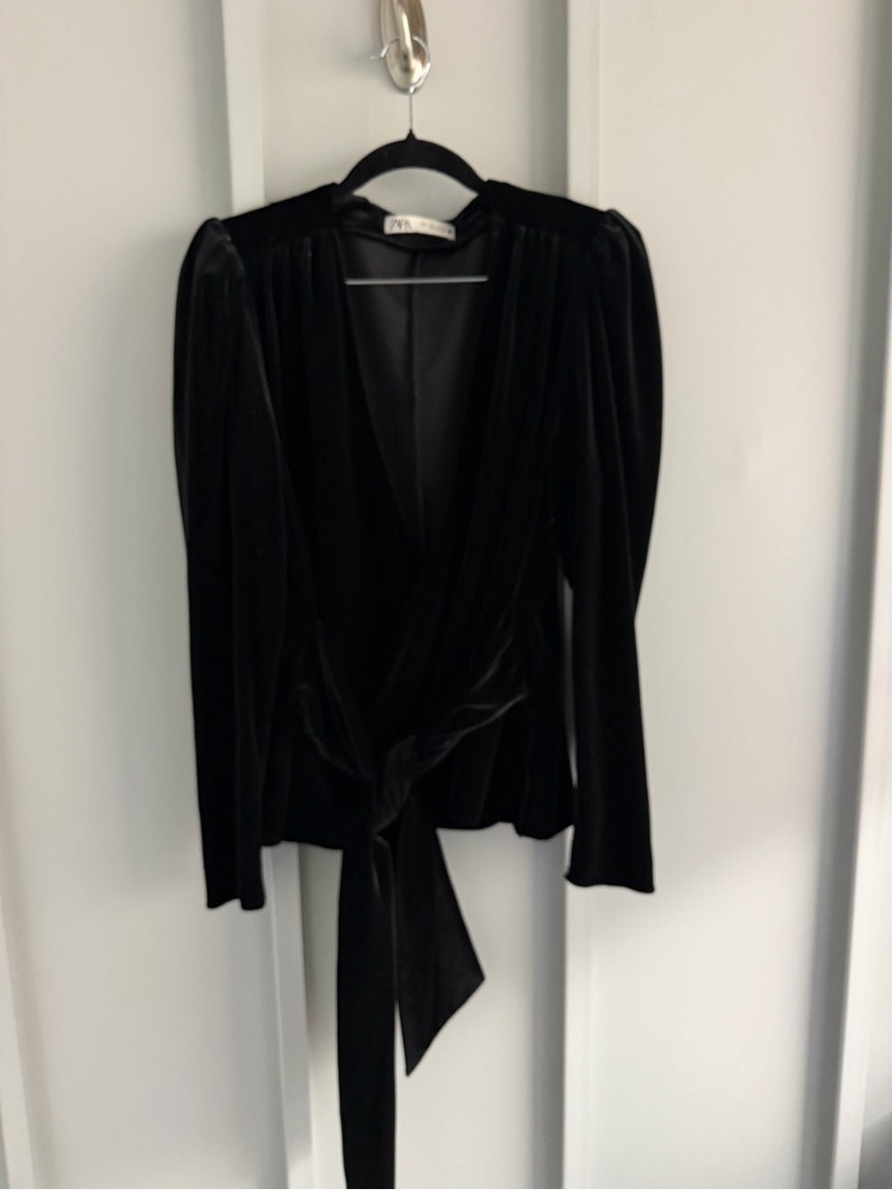 Zara Black Velvet Puff Shoulder Plunge Multi Way Wrap Top L - Studio Edition